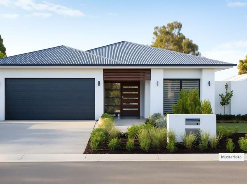 Wohnhaus mit Garage in 67731 Otterbach - Provisionsfrei - schnell sein!