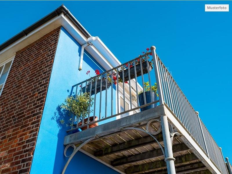 2 Zimmer - Wohnung in 95028 Hof Provisionsfrei - schnell sein!