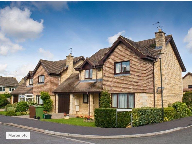 Einfamilienhaus in 04617 Starkenberg Provisionsfrei - schnell sein!