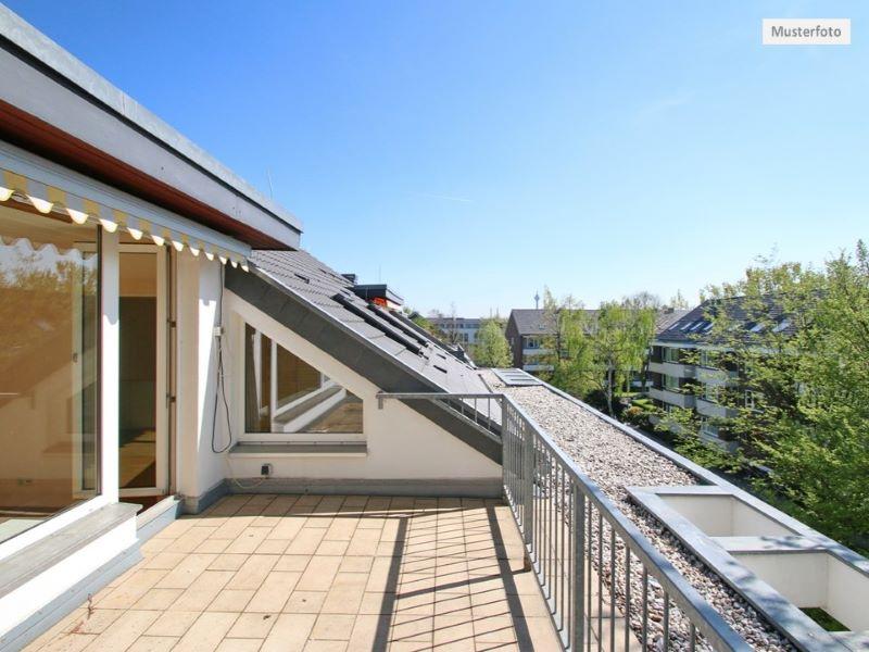 2 Zimmer - Wohnung mit Terrasse Provisionsfrei - schnell sein!