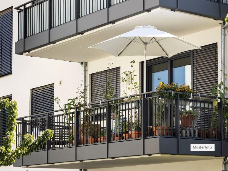 2 Zimmer - Wohnung mit Balkon Provisionsfrei - schnell sein!